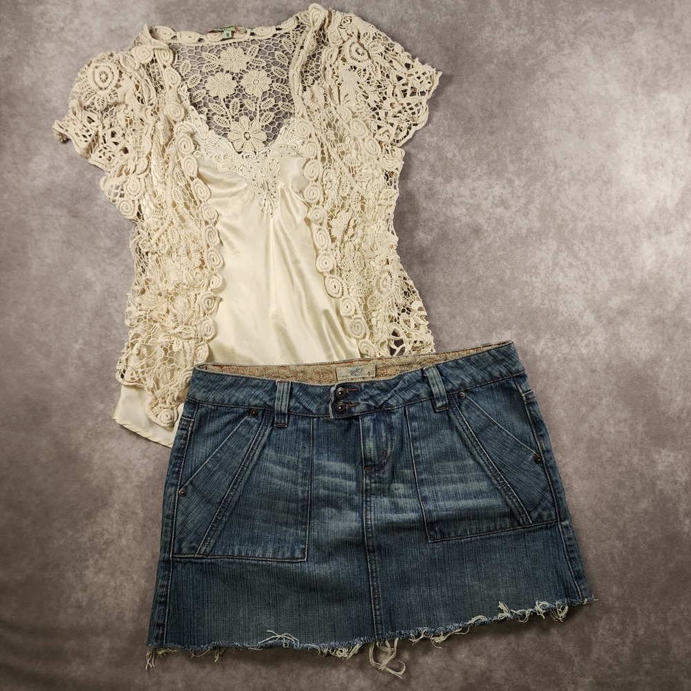 SO Wear It Declare It Denim Mini Skirt Size 11 Blue Cotton Frayed Raw Hem Y2K